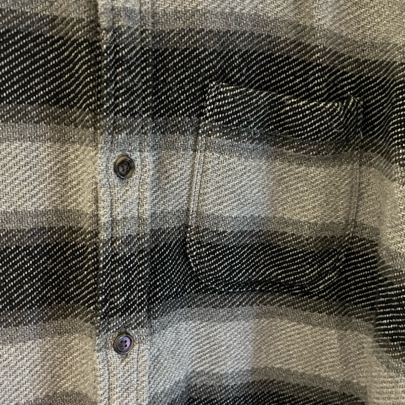 GAP gray stripes button up - Picture 4 of 5
